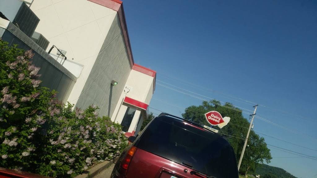 Dairy Queen Store | restaurant | 965 Mankato Ave, Winona, MN 55987, USA | 5074540310 OR +1 507-454-0310