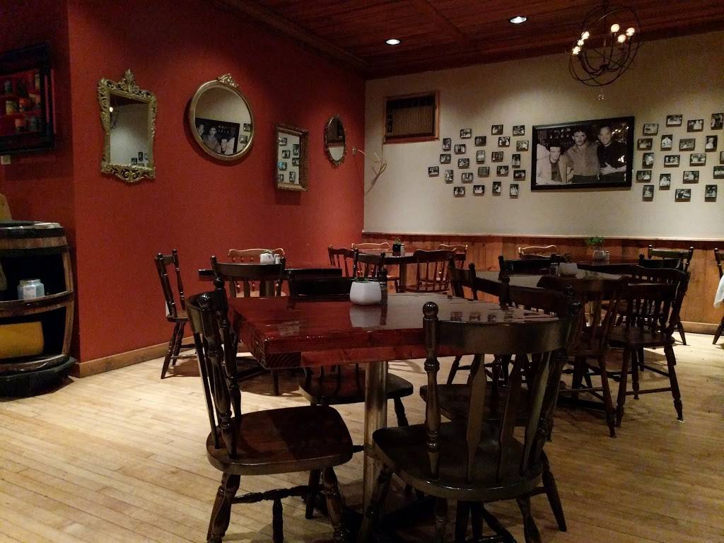 Dinos Riverwest | restaurant | 808 E Chambers St, Milwaukee, WI 53212, USA | 4145629171 OR +1 414-562-9171