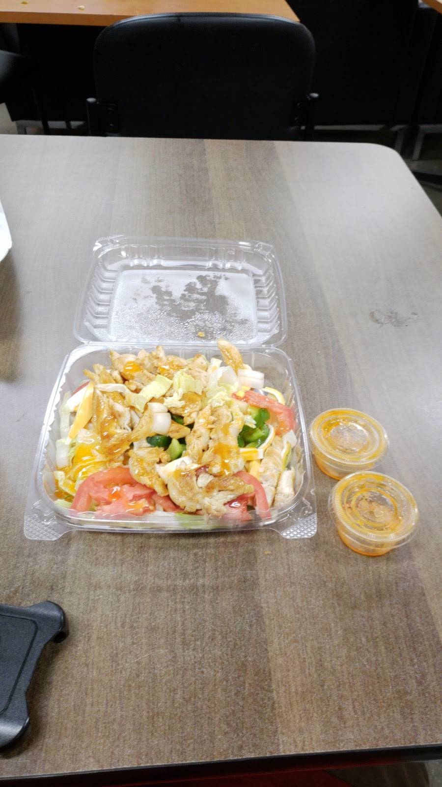 Red Snapper Fish Chicken | restaurant | 400 E 83rd St, Chicago, IL 60619, USA | 7736517100 OR +1 773-651-7100