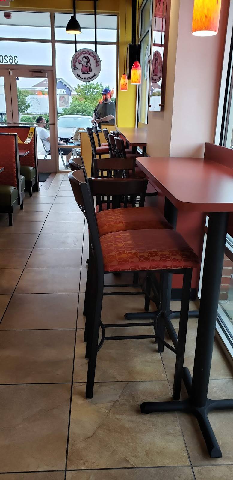 La Michoacana | restaurant | 3616 W Touhy Ave, Skokie, IL 60076, USA | 2245347964 OR +1 224-534-7964