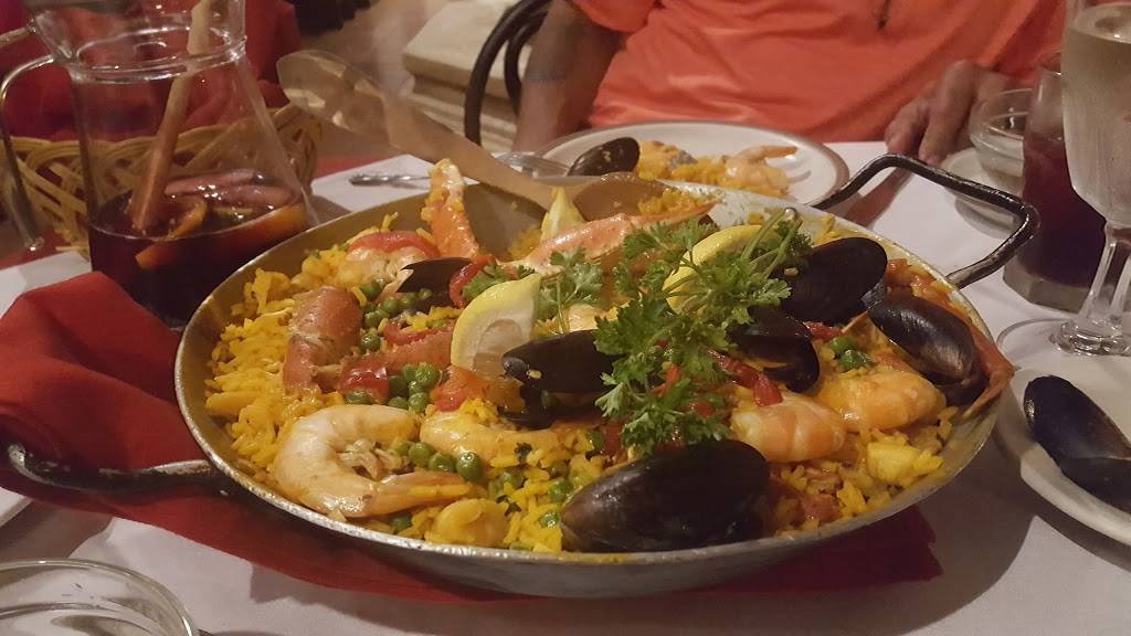 Don Quijote | restaurant | 119 E Lincolnway, Valparaiso, IN 46383, USA | 2194627976 OR +1 219-462-7976