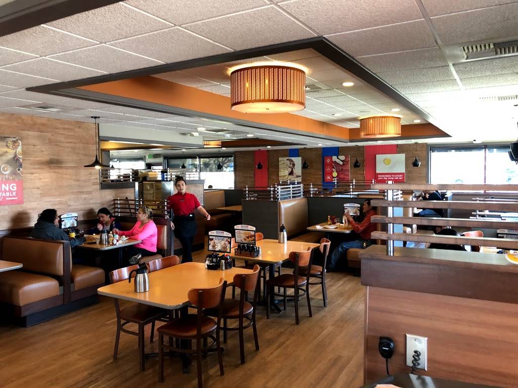 IHOP | restaurant | 1340 E Valley Pkwy, Escondido, CA 92027, USA | 7604898730 OR +1 760-489-8730