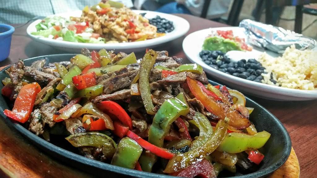 La Bahia Mexican American Cuisine | restaurant | 675 Lighthouse Ave, Monterey, CA 93940, USA | 8318845269 OR +1 831-884-5269