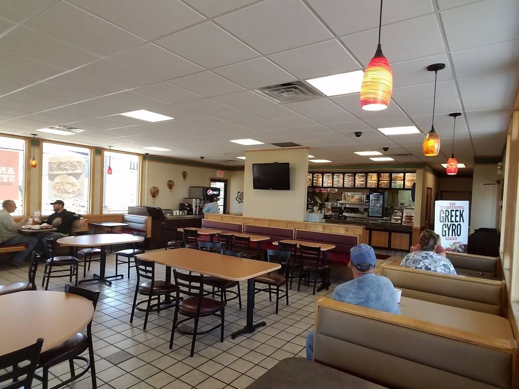 Arbys | restaurant | 109 Lewis Dr, Somerset, PA 15501, USA | 8144431181 OR +1 814-443-1181
