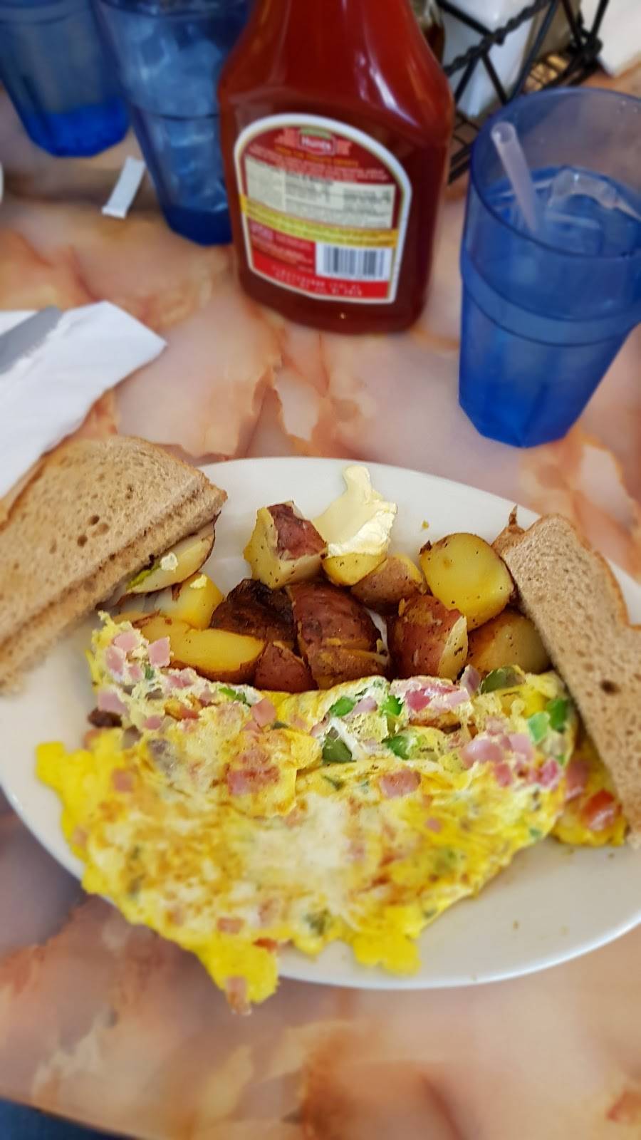 El Gran Castillo De Jagua | restaurant | 355 Flatbush Ave, Brooklyn, NY 11238, USA | 7186228700 OR +1 718-622-8700