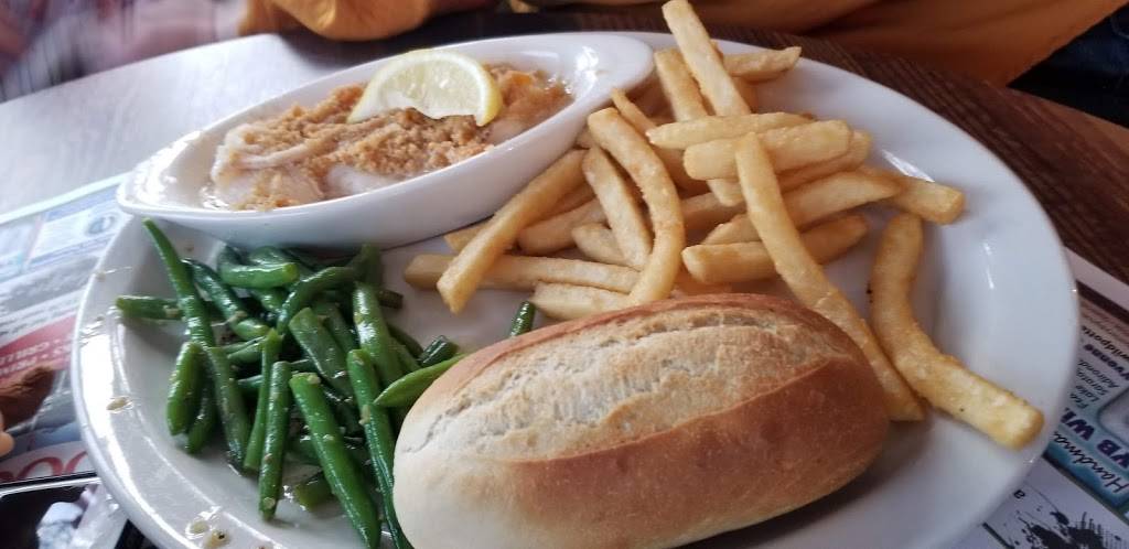 The Docksider Restaurant | restaurant | 298 Glen Lake Road, Lake George, NY 12845, USA | 5187923534 OR +1 518-792-3534