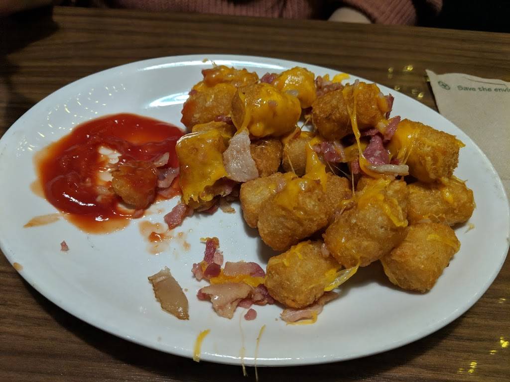 Crunchys | restaurant | 254 W Grand River Ave, East Lansing, MI 48823, USA | 5173512506 OR +1 517-351-2506