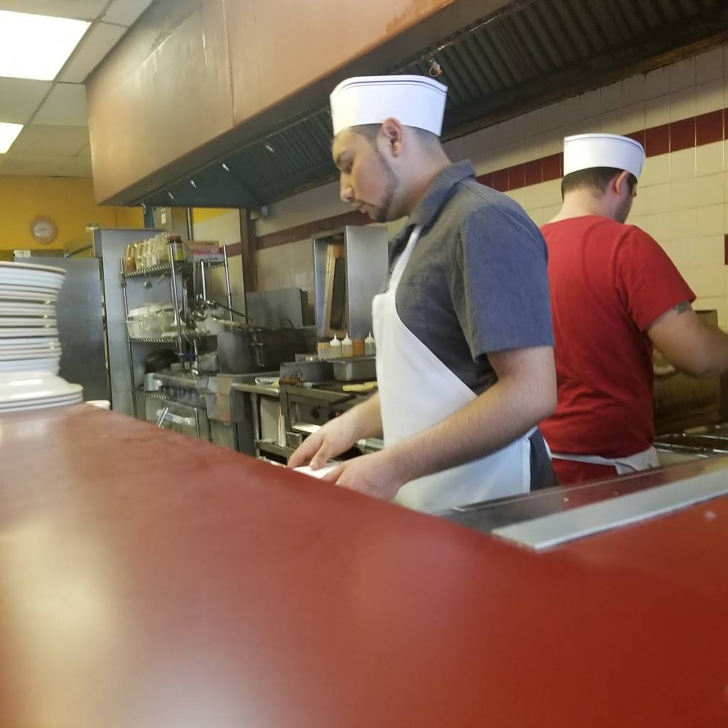 Taqueria Nuevo Jalisco | restaurant | 4011 W Armitage Ave, Chicago, IL 60639, USA | 7734860396 OR +1 773-486-0396