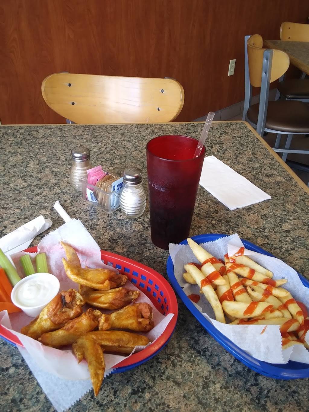 Dudleys | restaurant | 305 E International Speedway Blvd, DeLand, FL 32724, USA | 3862790143 OR +1 386-279-0143