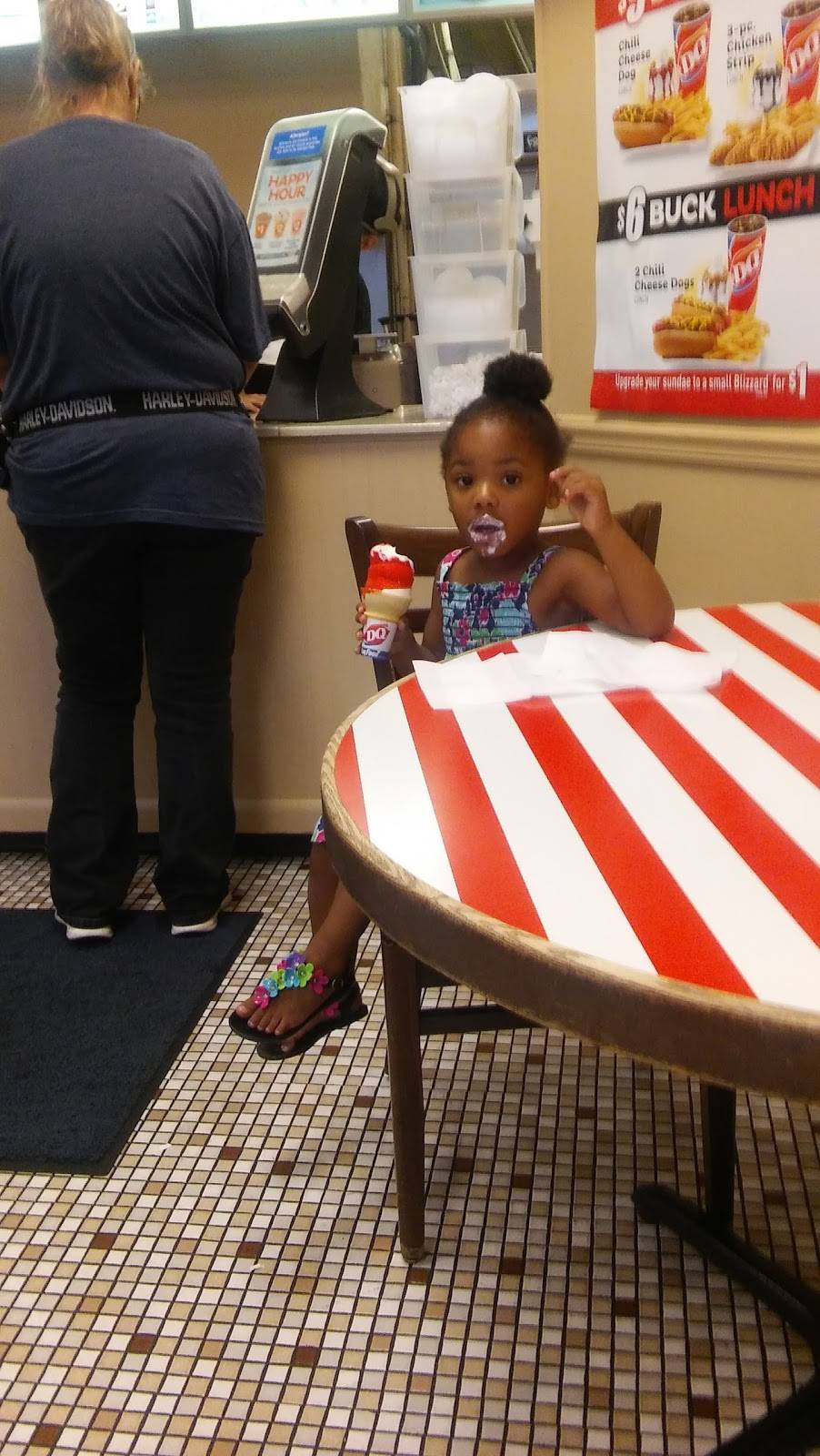 Dairy Queen Ltd Brazier | restaurant | 717 Wales Rd NE, Massillon, OH 44646, USA | 3308379430 OR +1 330-837-9430