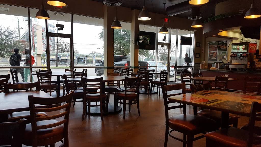 Wingstop | restaurant | 3750 Scott St #100, Houston, TX 77004, USA | 7134409464 OR +1 713-440-9464