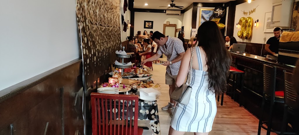 Eagles Bar & Grill | restaurant | 68-69 Fresh Pond Rd, Queens, NY 11385, USA | 9292980378 OR +1 929-298-0378