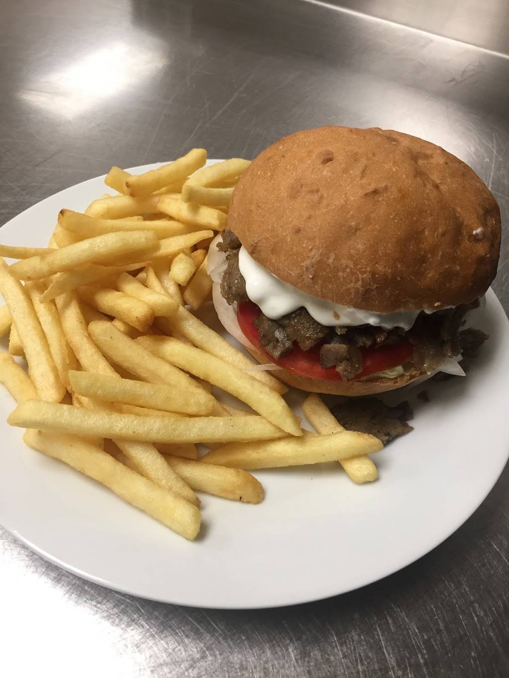 Euro Cafe | restaurant | 6917 Southside Dr, Louisville, KY 40214, USA | 5026322309 OR +1 502-632-2309