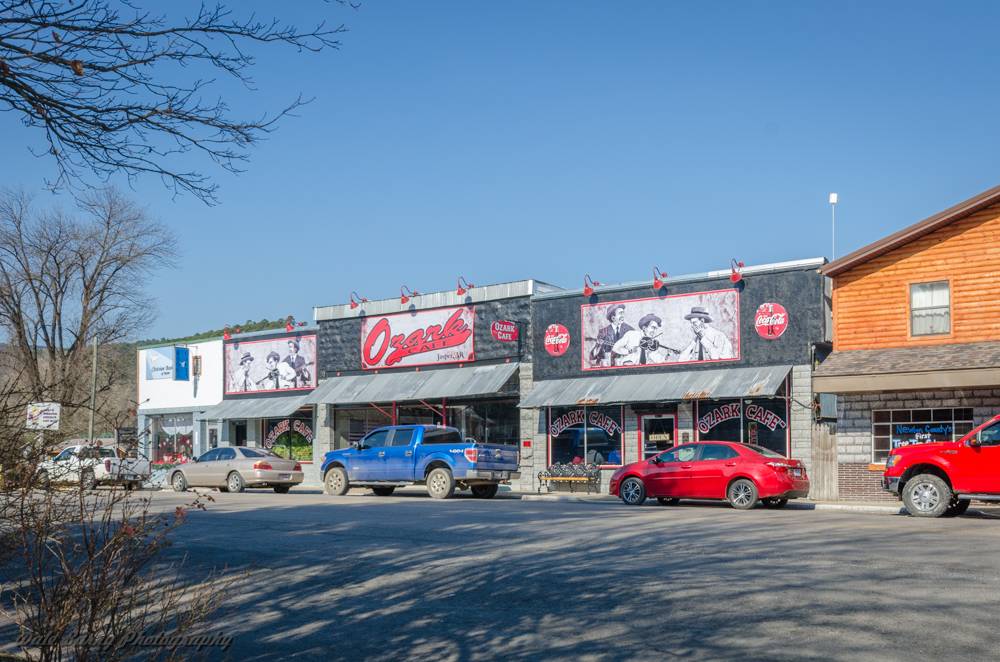 Ozark Cafe | meal takeaway | 107 E Court St, Jasper, AR 72641, USA | 8704462976 OR +1 870-446-2976