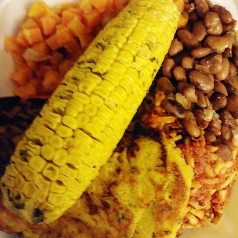 Good Foods Vegan/Vegetarian Deli | restaurant | 1966 E 73rd St, Chicago, IL 60649, USA | 7734203832 OR +1 773-420-3832