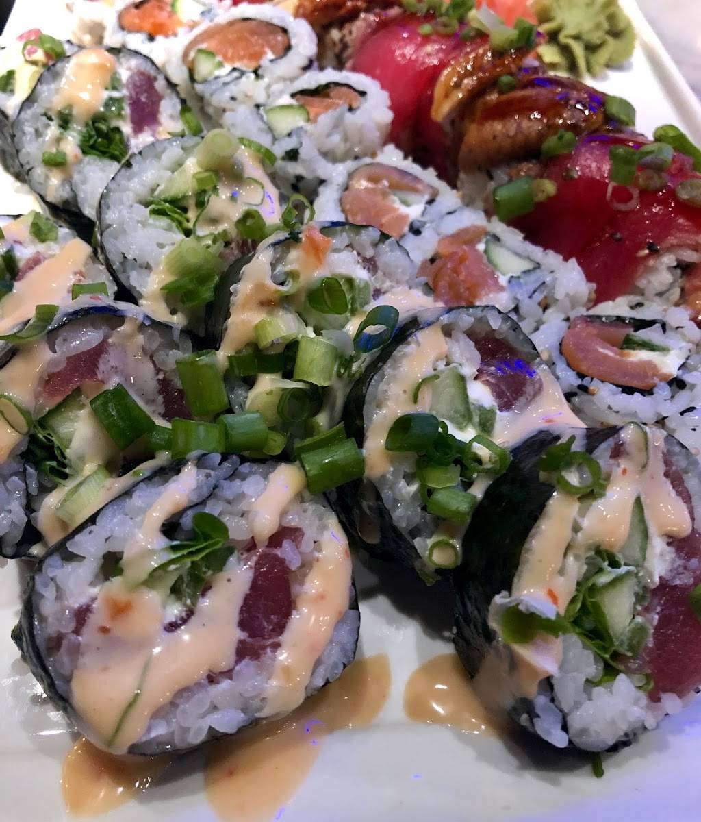 Go Fish Restaurant | restaurant | 301 S Hull St, Sinking Spring, PA 19608, USA | 6103766446 OR +1 610-376-6446