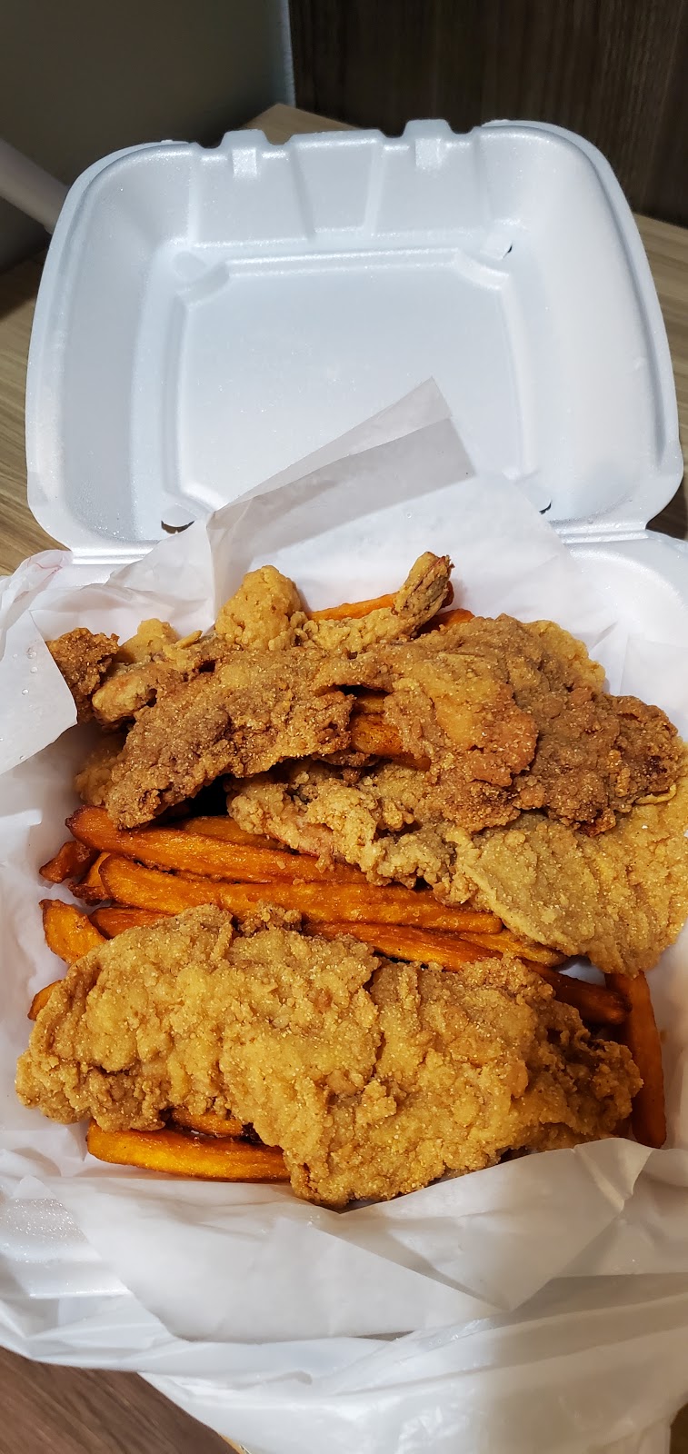 Yummi Crab Mobile | restaurant | 840 Montlimar Dr, Mobile, AL 36609, USA | 2516076378 OR +1 251-607-6378