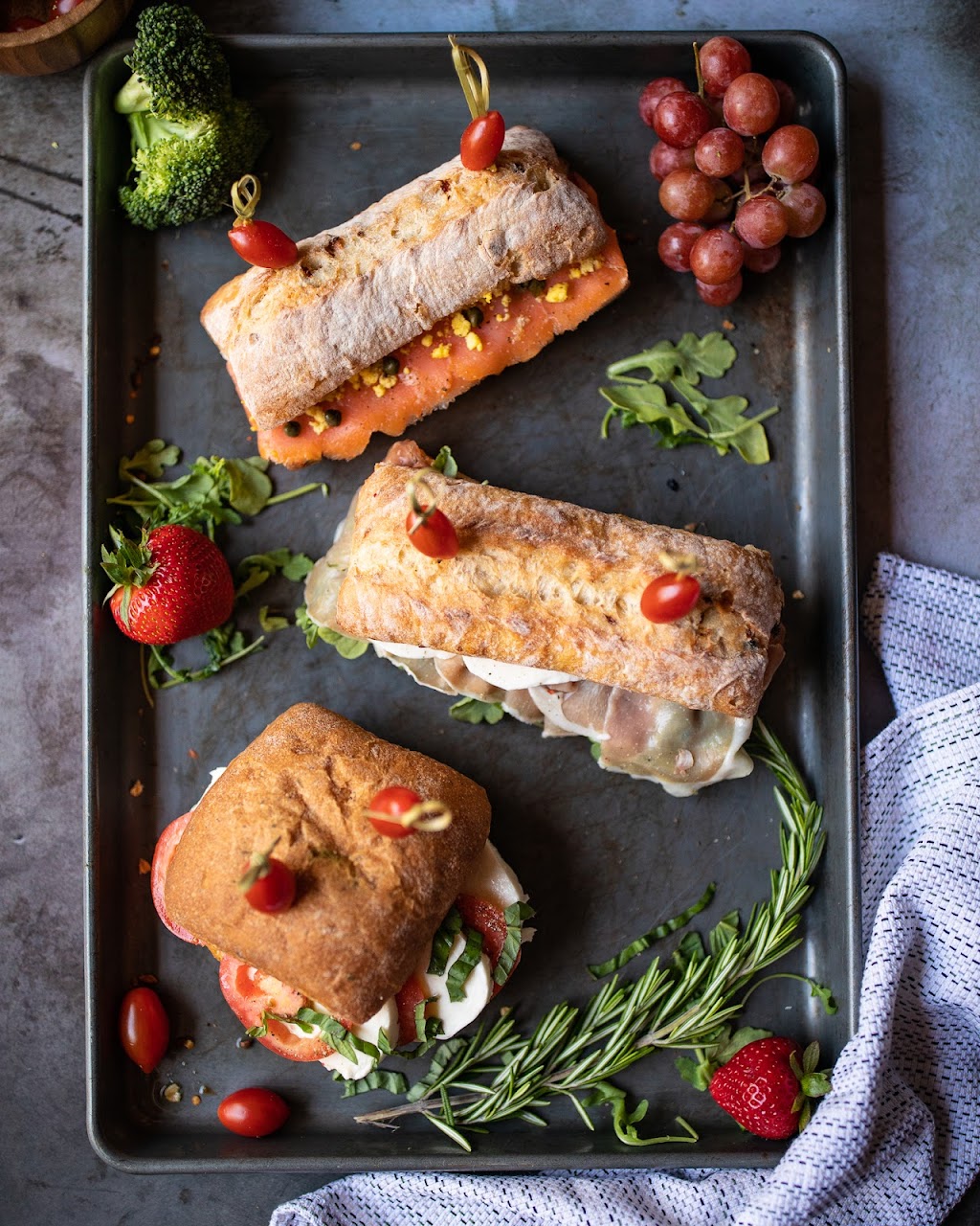 Cheese to Share | restaurant | 3801 Avalon Park E Blvd Ste.150, Orlando, FL 32828, USA | 4072763234 OR +1 407-276-3234