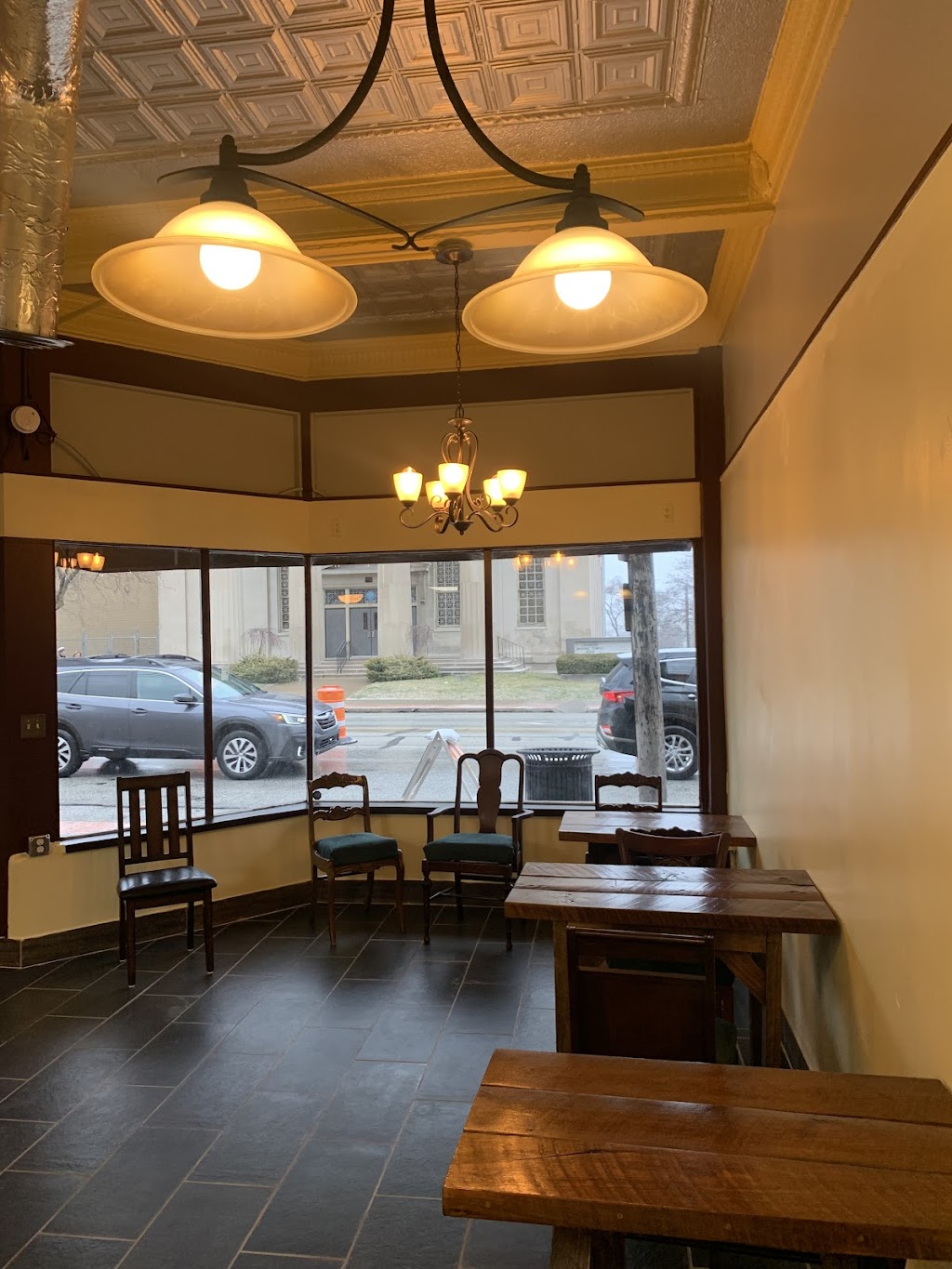 Thai Phoon Restaraunt | restaurant | 15211 Detroit Ave, Lakewood, OH 44107, USA | 2167859335 OR +1 216-785-9335