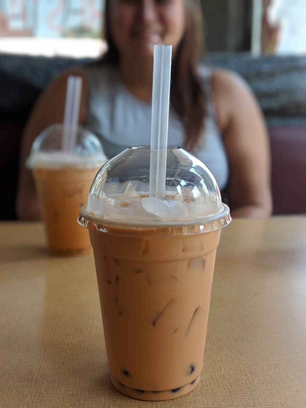 Calis Vietnamese Restaurant | restaurant | 648 Broadway St NE, Minneapolis, MN 55413, USA | 6126234704 OR +1 612-623-4704