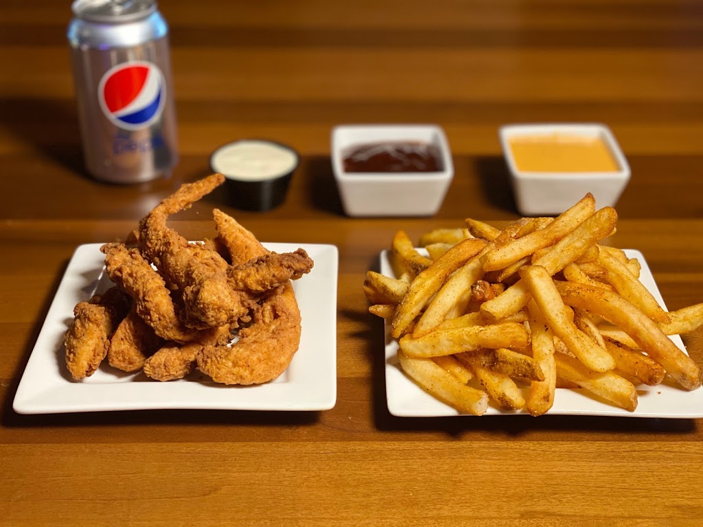 Wing Run | restaurant | 324 S Racine Ave, Chicago, IL 60607, USA | 3123748915 OR +1 312-374-8915