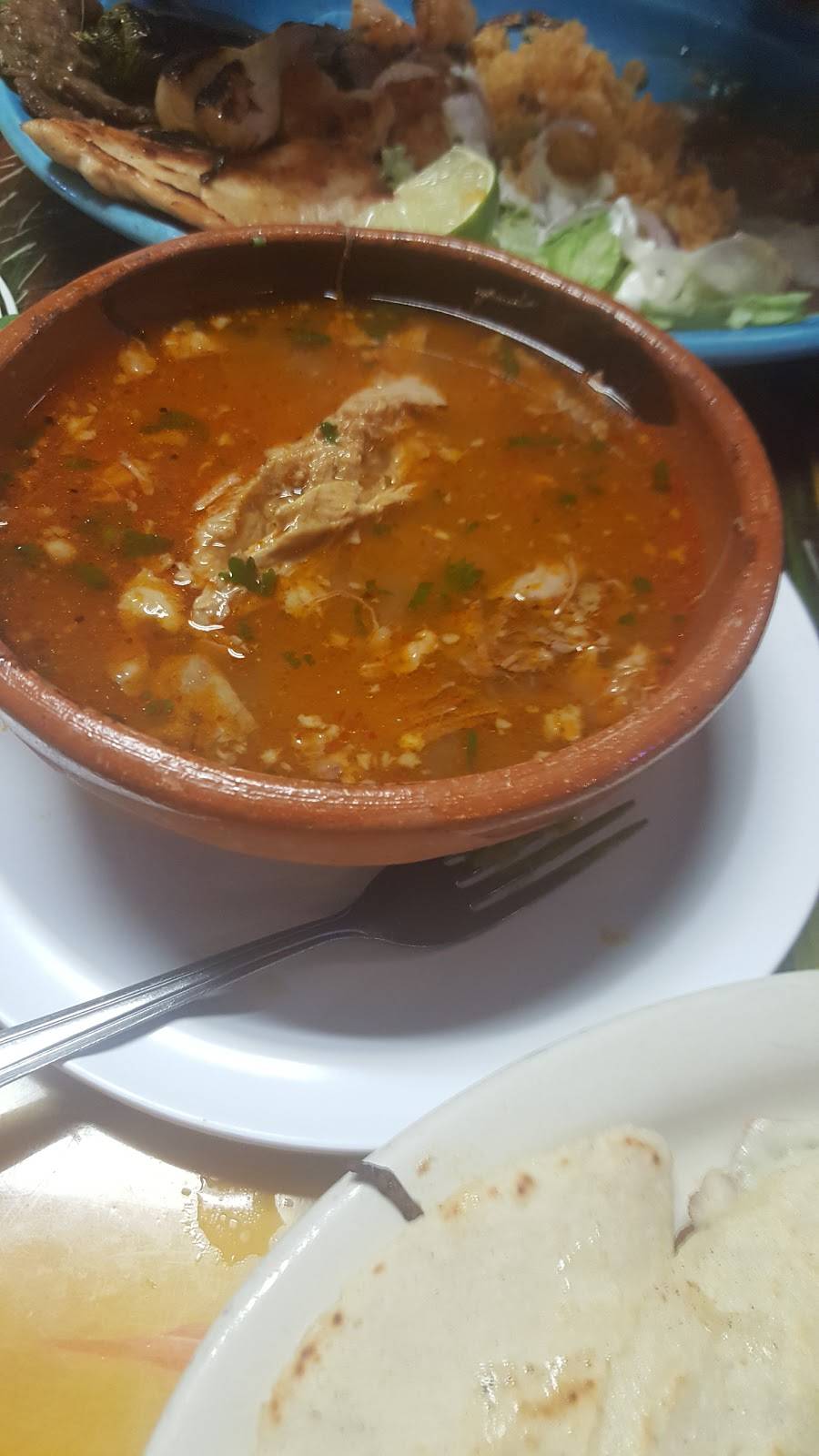 Mariscos San Blas | restaurant | 43 Georgesville Rd, Columbus, OH 43228, USA | 6148523444 OR +1 614-852-3444