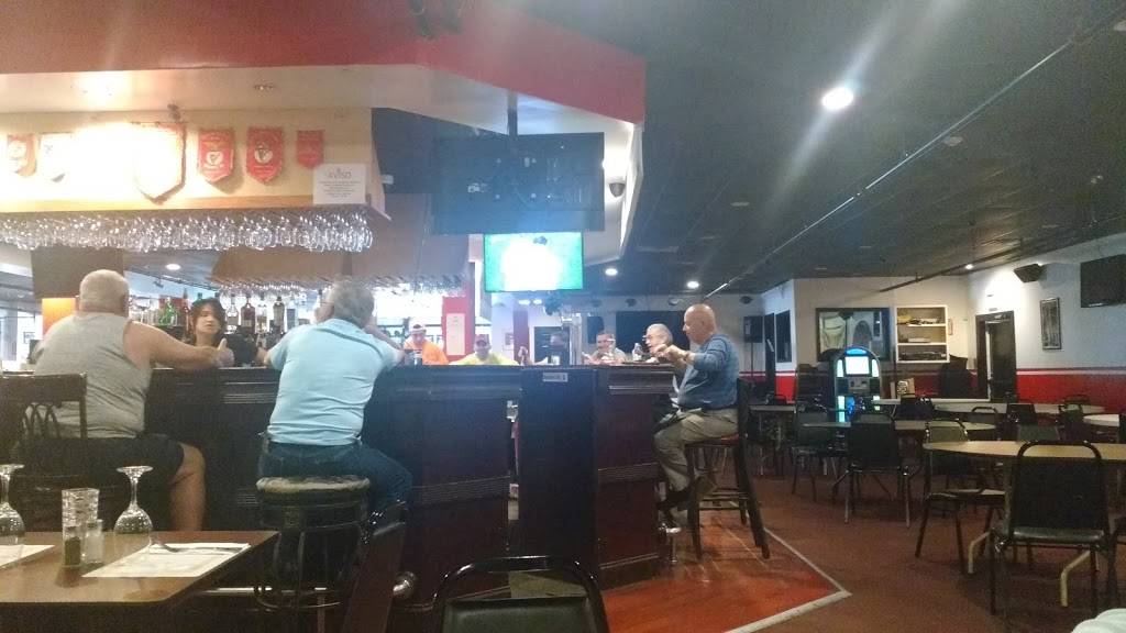 Casa Do Benfica Restaurant | restaurant | 28 Federal Rd, Danbury, CT 06810, USA | 2032050937 OR +1 203-205-0937