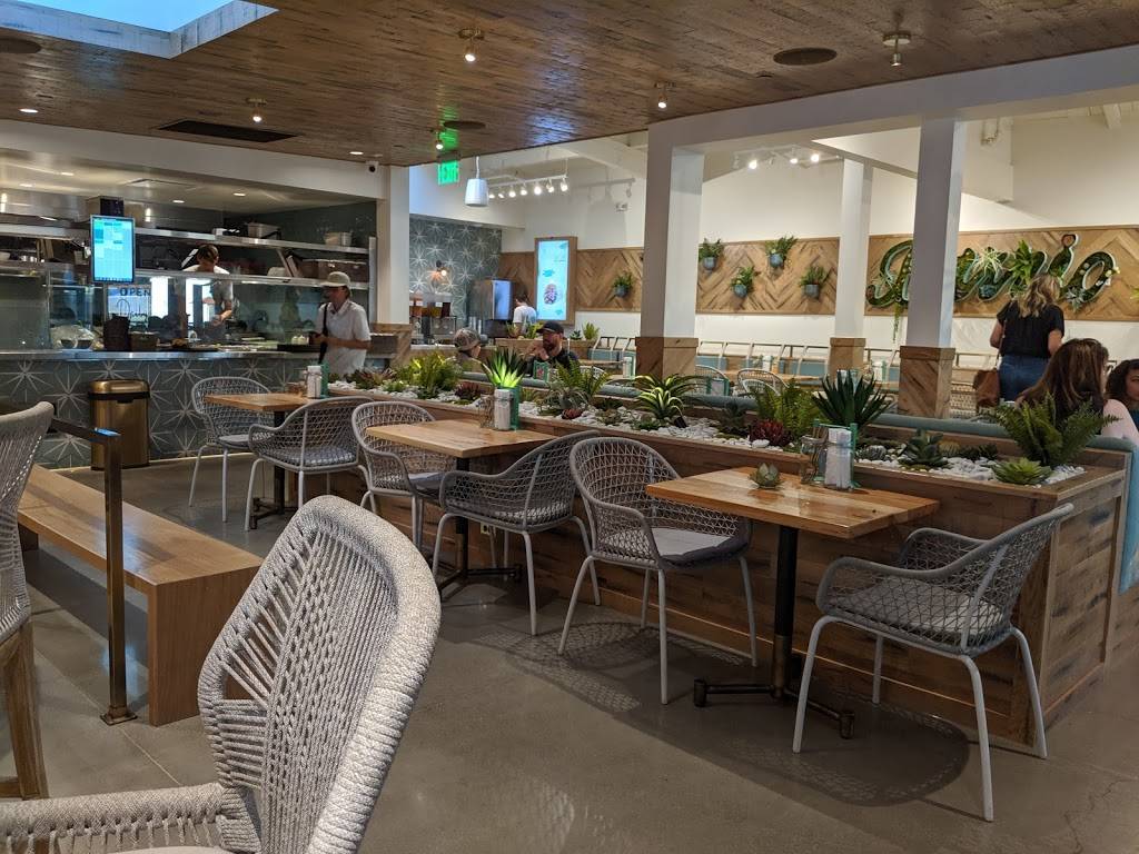 Tocaya Organica | restaurant | 4303 W Riverside Dr, Burbank, CA 91505, USA | 8186411921 OR +1 818-641-1921