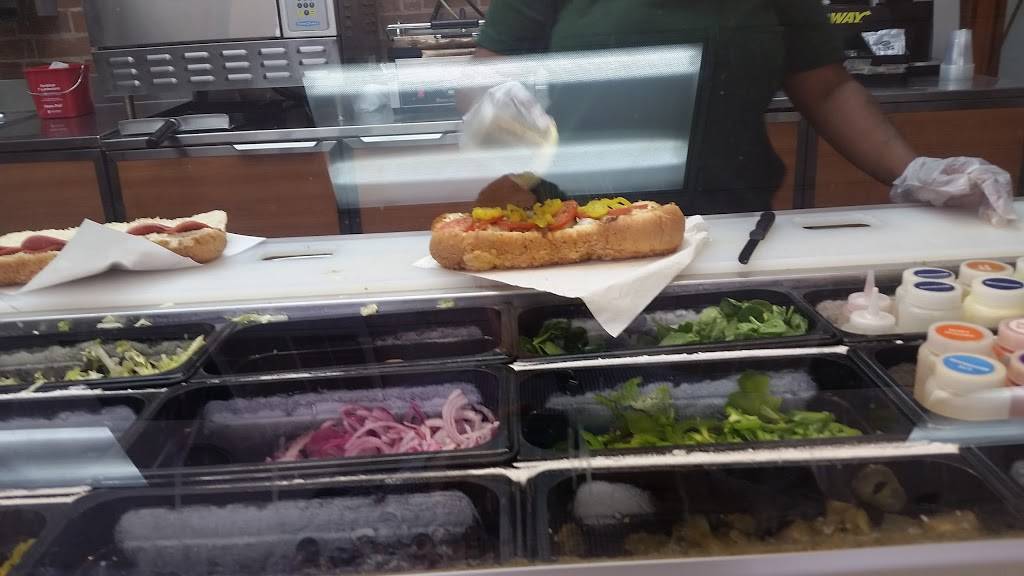 Subway | restaurant | 6801 St Andrews Rd, Quail Valley W Unit 1, Columbia, SC 29212, USA | 8037496111 OR +1 803-749-6111