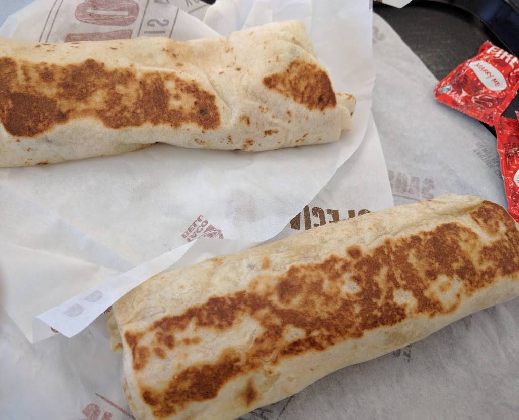 Taco Bell | meal takeaway | 3271 Business Park Dr, Vista, CA 92081, USA | 7607275912 OR +1 760-727-5912