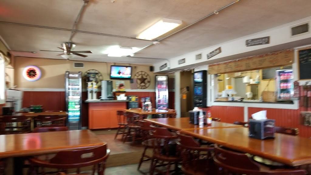Big Franks BBQ | restaurant | 703 US-90, Liberty, TX 77575, USA | 9362538907 OR +1 936-253-8907