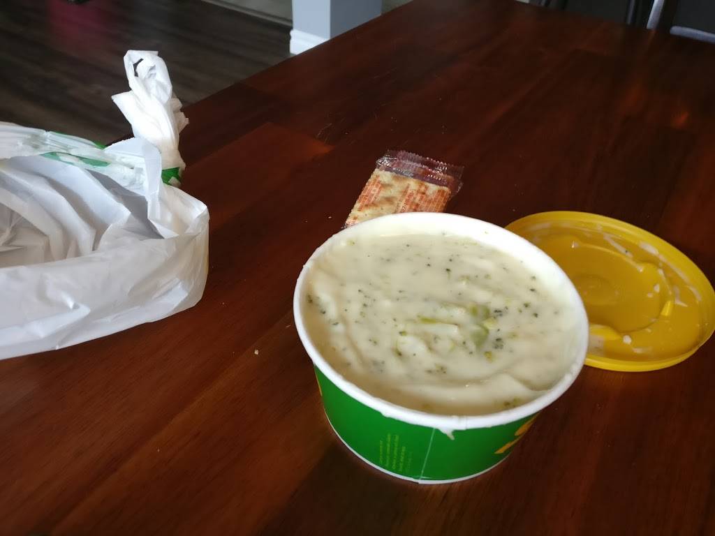 Subway | meal takeaway | Cherry Hill Centre, 820 Tower St S Unit 103, Fergus, ON N1M 0G3, Canada | 5197872891 OR +1 519-787-2891