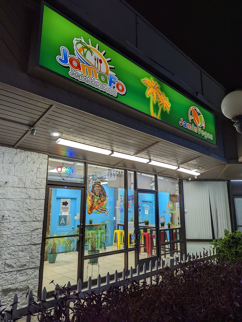 Jamin Vegan by JamaFo - Canoga Park | meal takeaway | 22213 Sherman Way, Canoga Park, CA 91303, USA | 7472012122 OR +1 747-201-2122