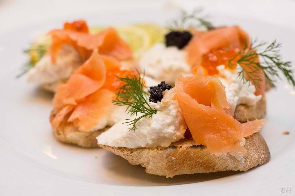 Green Olive Diner restaurant | restaurant | 443 S Broad St, Meriden, CT 06450, USA | 2033790927 OR +1 203-379-0927