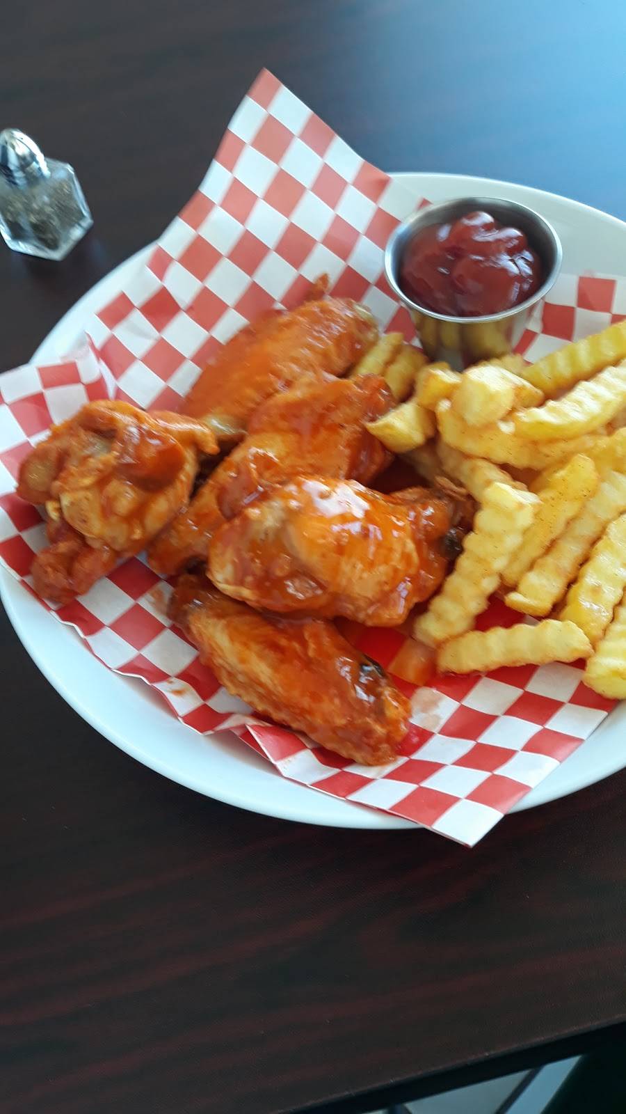 Wills Wings of Chicago | restaurant | 1380 Lawrenceville-Suwanee Rd, Lawrenceville, GA 30043, USA | 6783777100 OR +1 678-377-7100