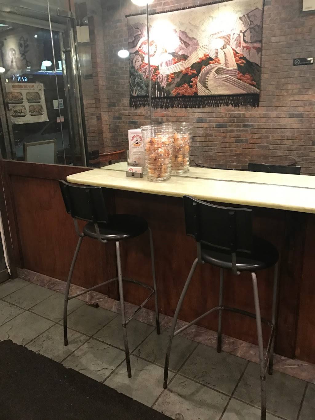 Charley Mom | restaurant | 1580 York Ave, New York, NY 10028, USA | 2124396363 OR +1 212-439-6363