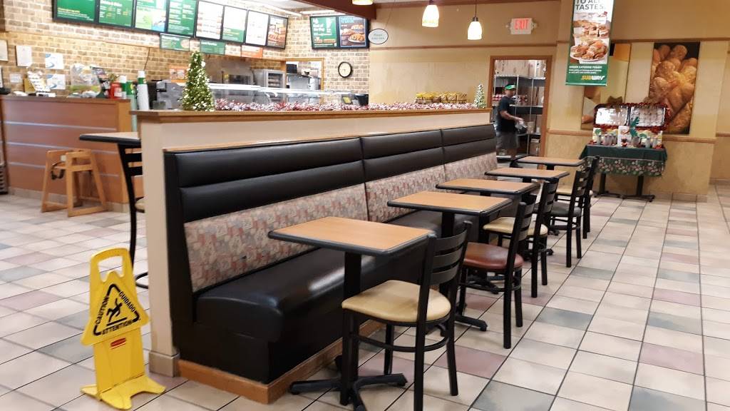 Subway Restaurants | restaurant | 9919 Hull St Rd Units 20 Oxbridge Square Shopping Ctr, Richmond, VA 23236, USA | 8042764367 OR +1 804-276-4367