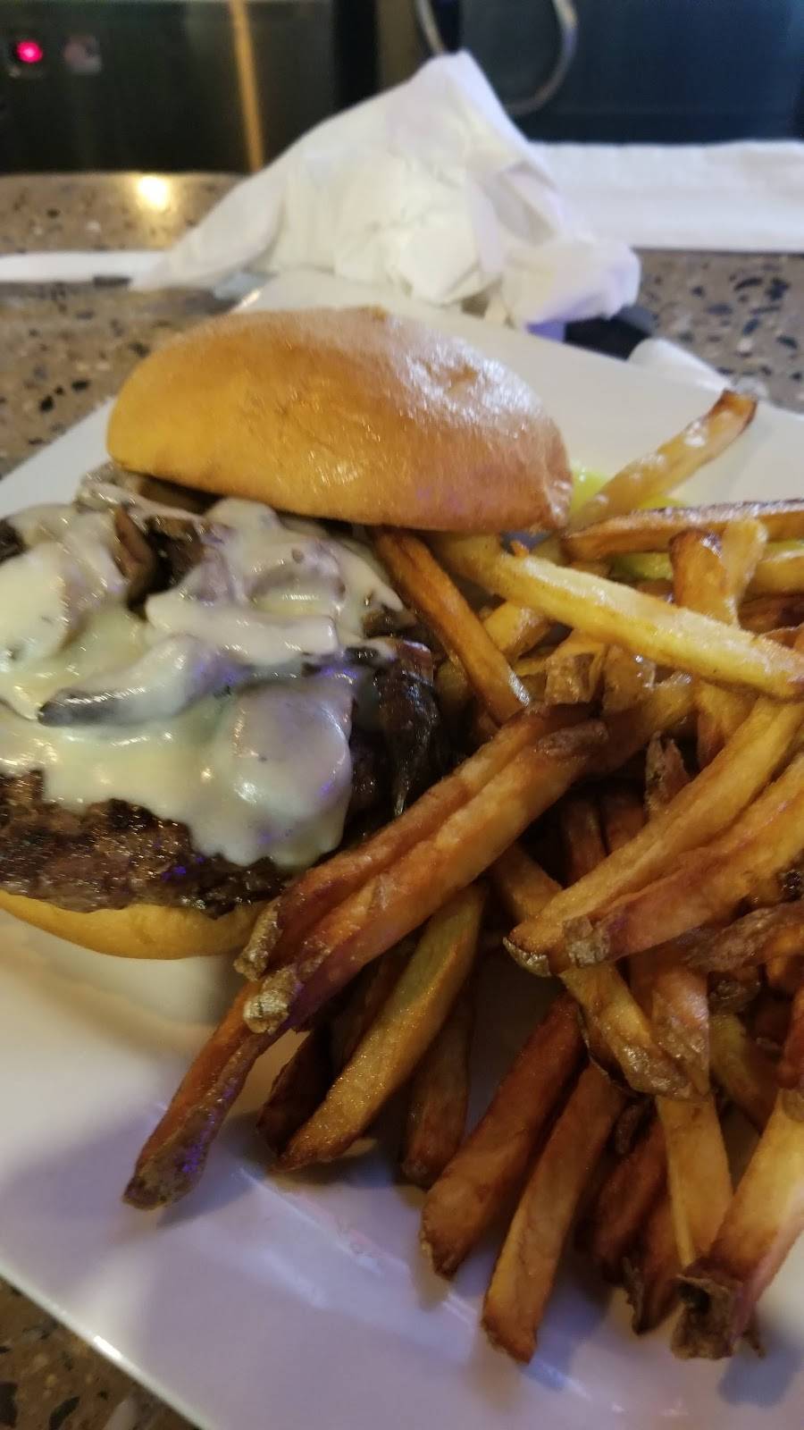 The Sherwood Inn | restaurant | 305 N Main St, York New Salem, PA 17371, USA | 7177921355 OR +1 717-792-1355