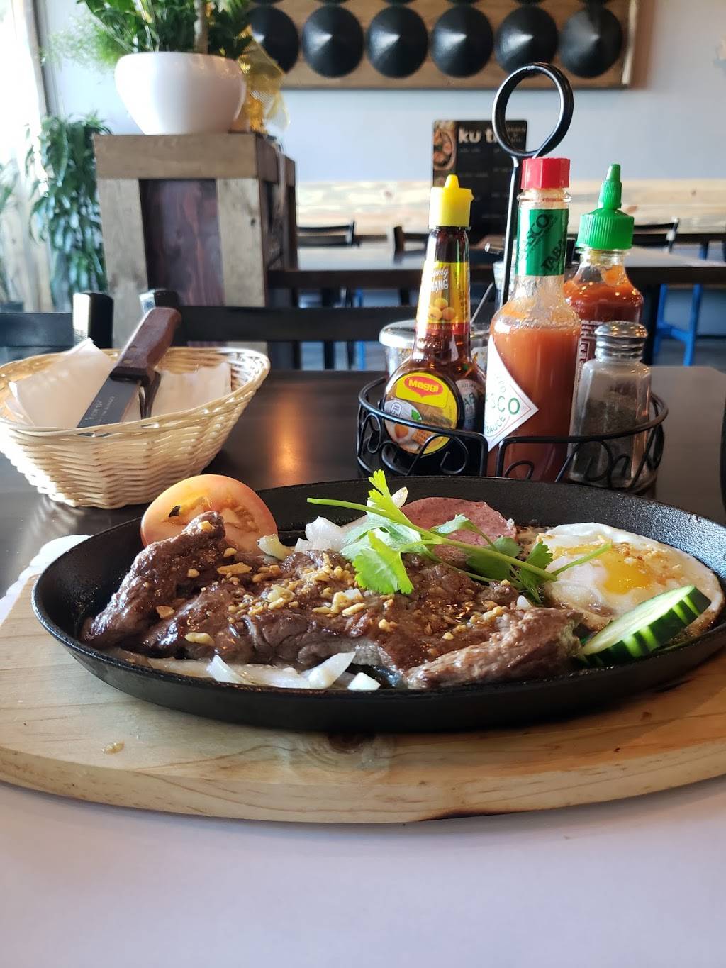 Ku Ti brunch & grill | restaurant | 15619 Brookhurst St, Westminster, CA 92683, USA | 7147978030 OR +1 714-797-8030