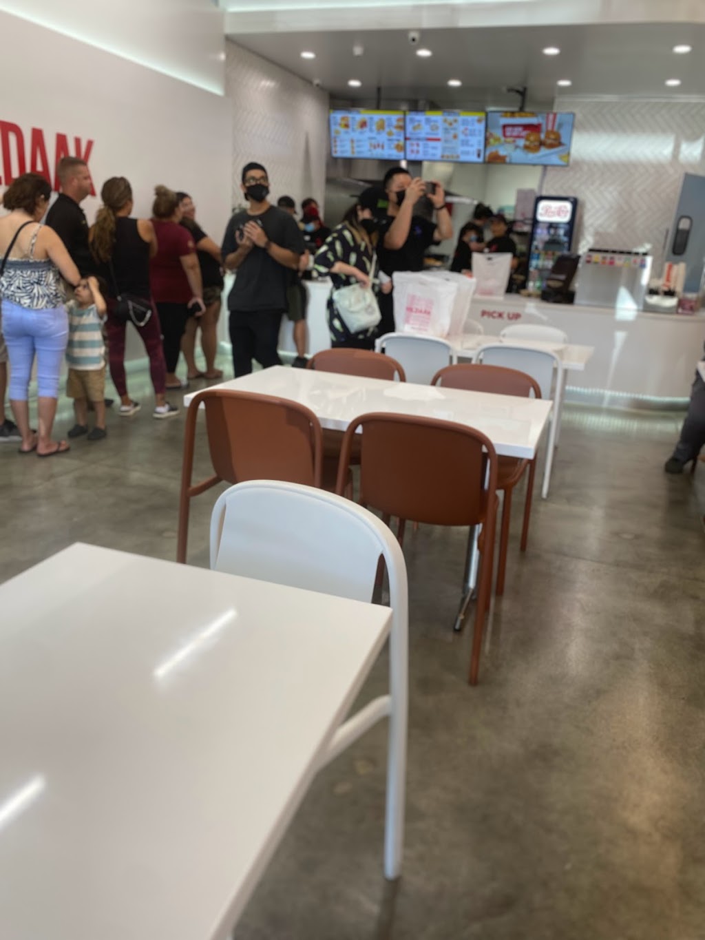 Holdaak Fried Chicken | restaurant | 2150 California Ave #108, Corona, CA 92881, USA | 9514275020 OR +1 951-427-5020