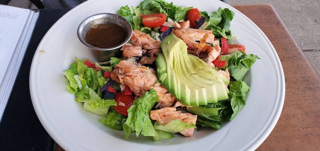 Seven Saints | restaurant | 32 E Chester St, Champaign, IL 61820, USA | 2173517775 OR +1 217-351-7775