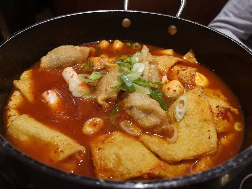 Sikgaek Korean Restaurant and Bar | restaurant | 800 Dundas St E unit A1, Mississauga, ON L4Y 2B6, Canada | 6478471030 OR +1 647-847-1030