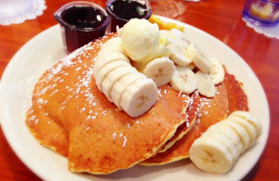 Blueberry Hill Pancake House | restaurant | 405 N Eola Rd, Aurora, IL 60502, USA | 6304991500 OR +1 630-499-1500
