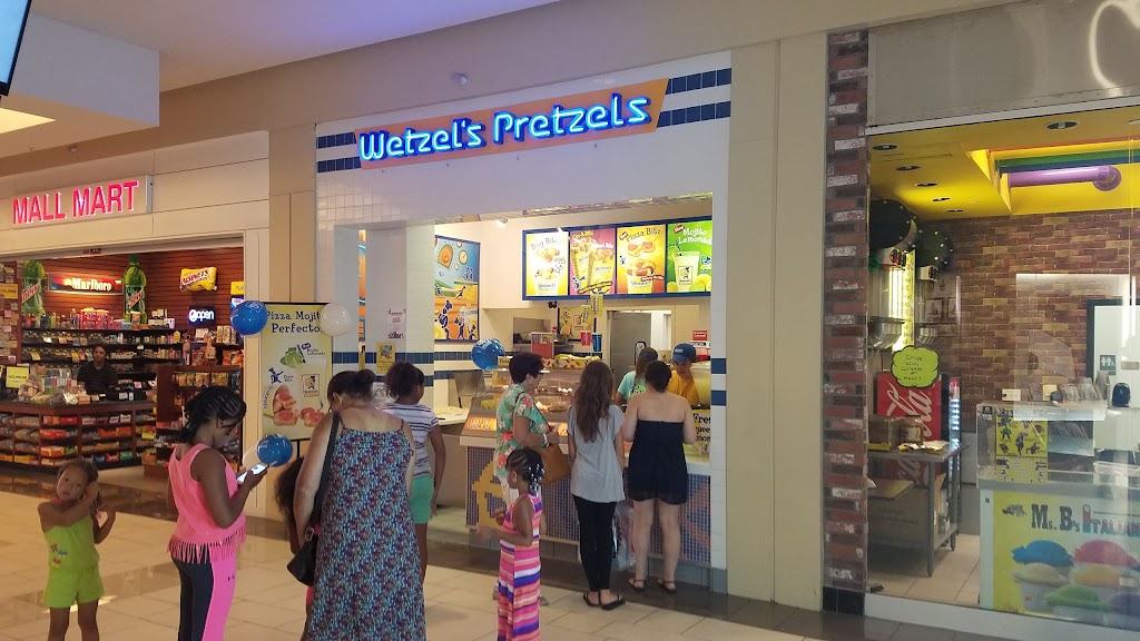 Wetzels Pretzels | bakery | 288 Orland Square Dr Space # 92, Orland Park, IL 60462, USA | 7086454843 OR +1 708-645-4843