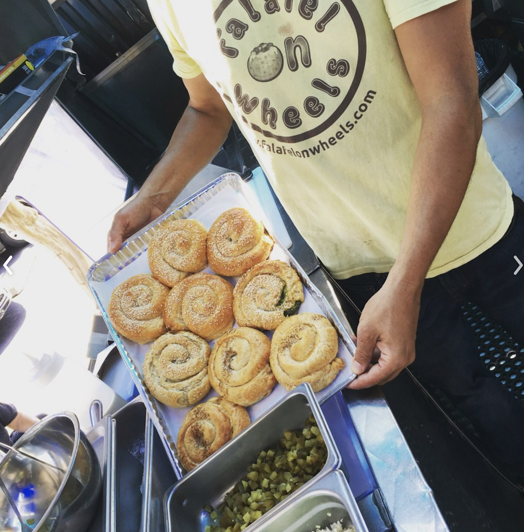 Falafel on wheels | restaurant | 5219 Newcastle Ave, Encino, CA 91316, USA | 3106285777 OR +1 310-628-5777