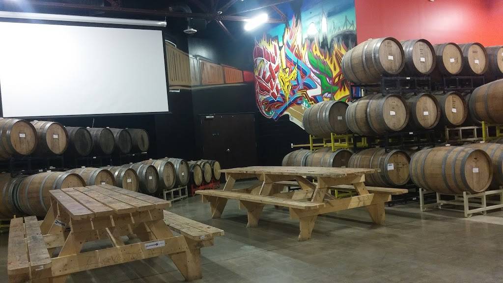 Freetail Brewing Co. | restaurant | 2000 S Presa St, San Antonio, TX 78210, USA | 2106256000 OR +1 210-625-6000