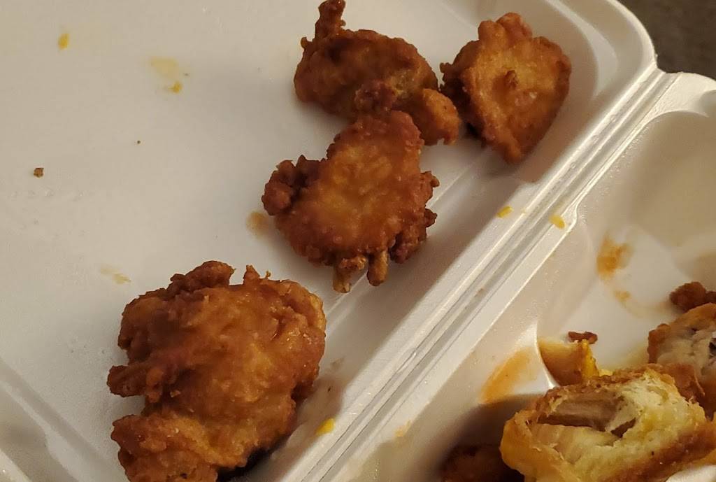 Detroits Finest Coney Island. | restaurant | 12930 East 8 Mile Road, Detroit, MI 48205, USA | 3135092270 OR +1 313-509-2270