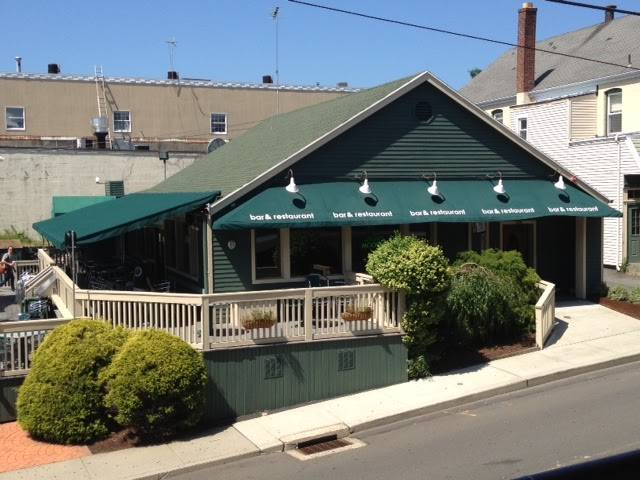 Archie Moores Bar & Restaurant | restaurant | 15 Factory Ln, Milford, CT 06460, USA | 2038765088 OR +1 203-876-5088