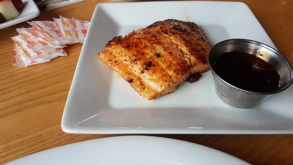 Ruby Tuesday | restaurant | 8731 Liberty Rd, Randallstown, MD 21133, USA | 4432723138 OR +1 443-272-3138