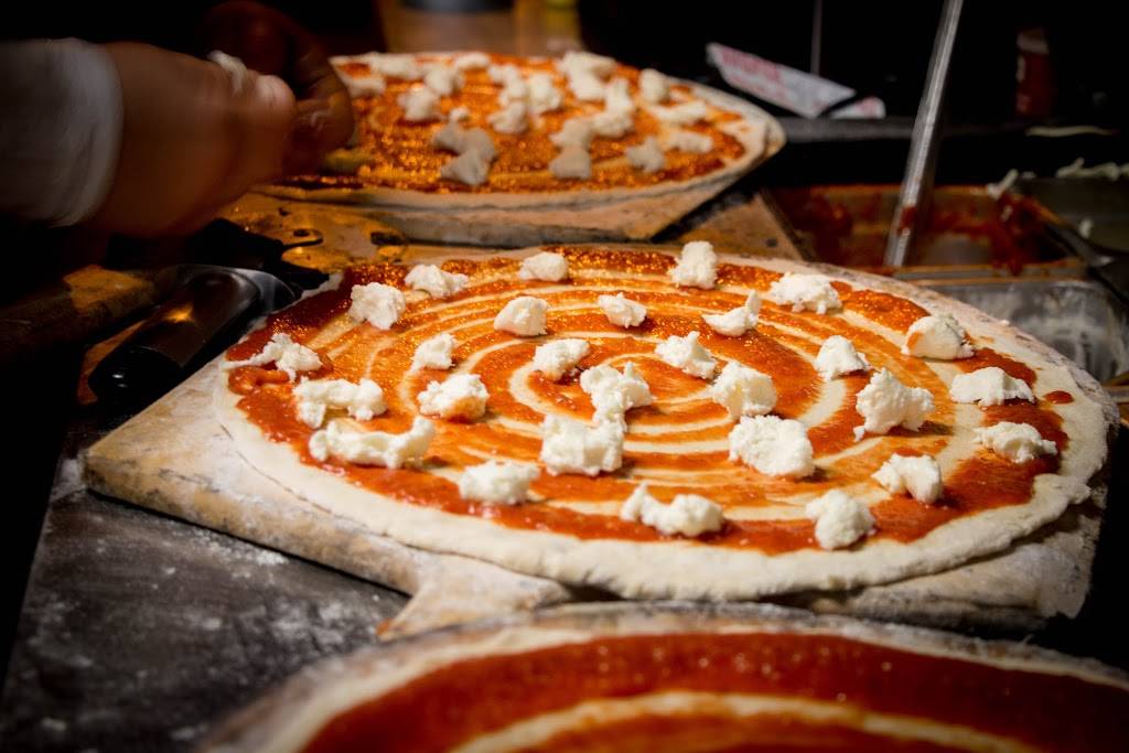 The Wine Barn | restaurant | 959 W Fairbanks Ave, Winter Park, FL 32789, USA | 4075999463 OR +1 407-599-9463